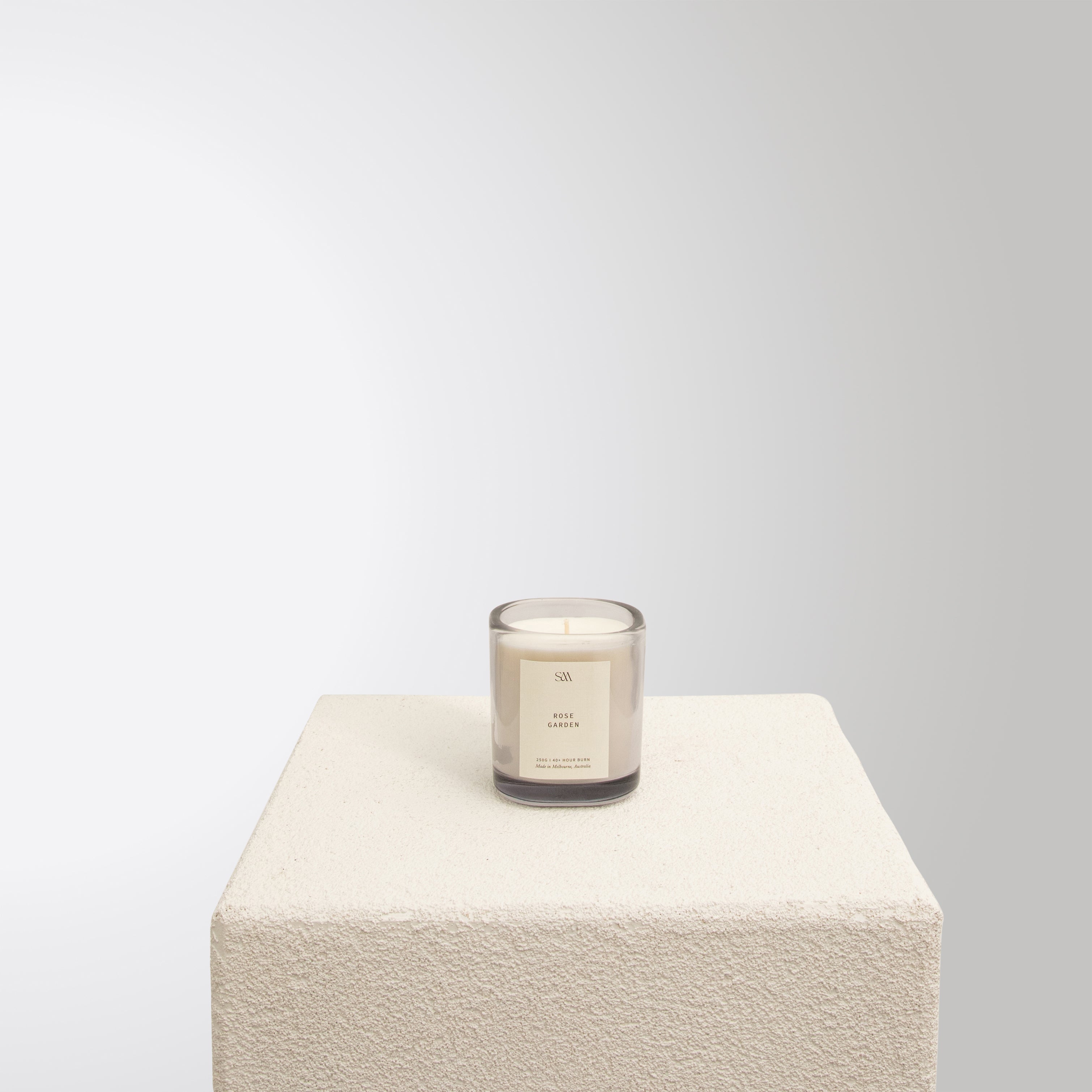 Rose Garden 250g Signature Scented Candle